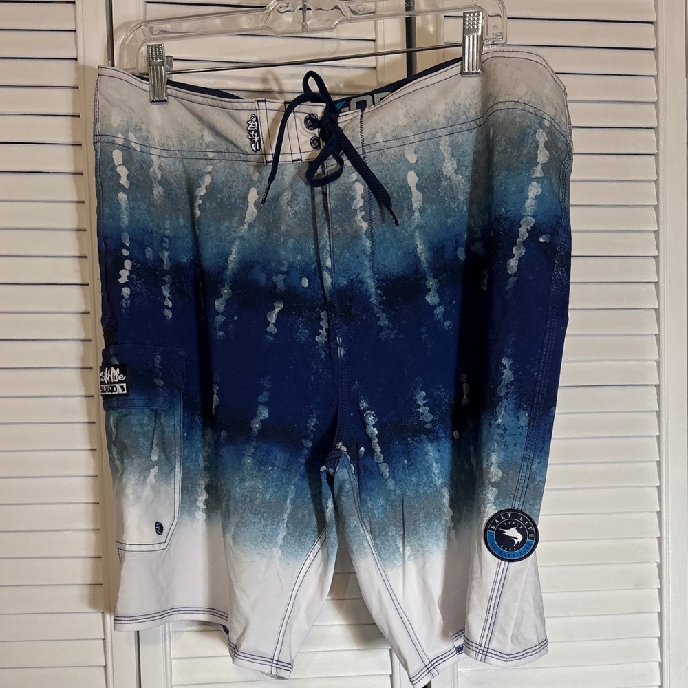 Salt Life SLX-QD Board Shorts Mens 36 Blue White Tie Dye Ombre Vapor Stretch NEW
